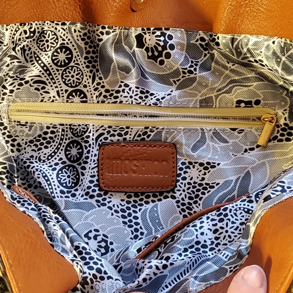 📢 Large Floral Tapestry Top Handle Belted Satchel - Picture 6 of 8